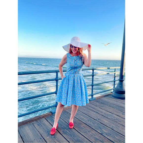 Retrolicious Elizabeth Dress in Windsurfer - Picture 3 of 8